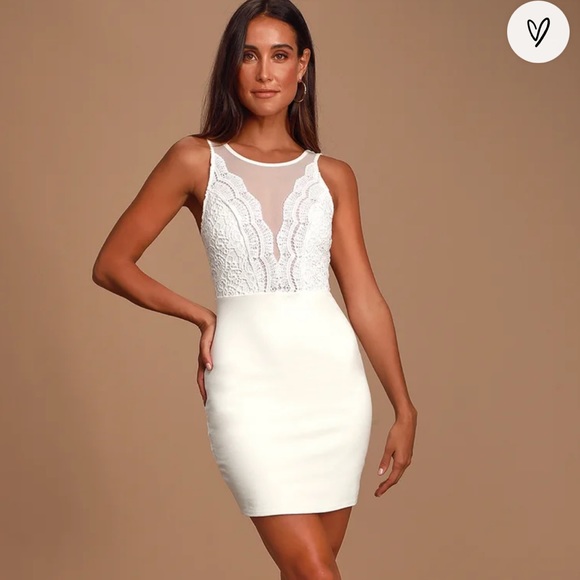 Lulus Dresses & Skirts - Small Lulu’s White Lace Bodycon Dress